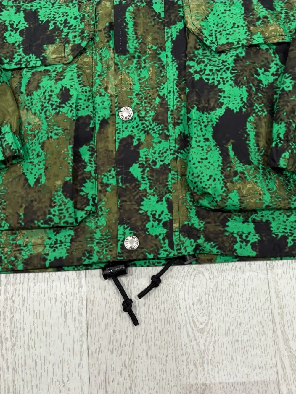 The North Face Mountain Parka / Utility Jacket (Green Camo) Size XL